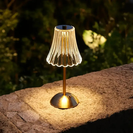 USB CHARGE TABLE LAMP - GOLD / CLEAR