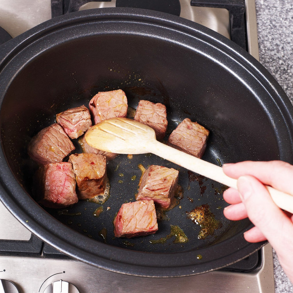 Morphy Richards 6.5l Sear & Stew Slow Cooker - Rose Gold